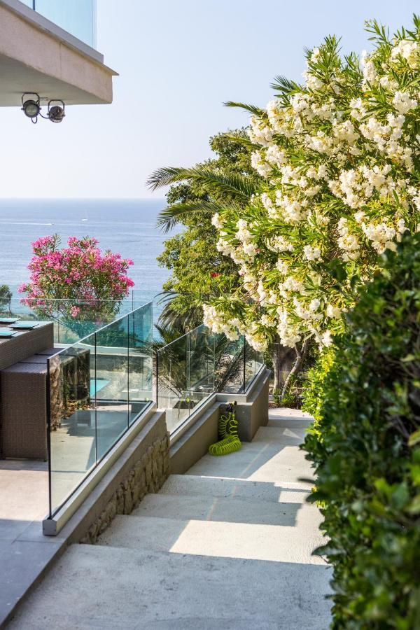 Hotel Villa R Кальви Экстерьер фото